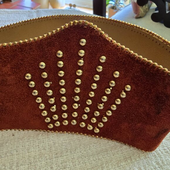 Emmanuel - Vintage Suede Maroon Belt w/ Gold Ball Edging & Crown/Sunburst Design - Picture 2 of 9